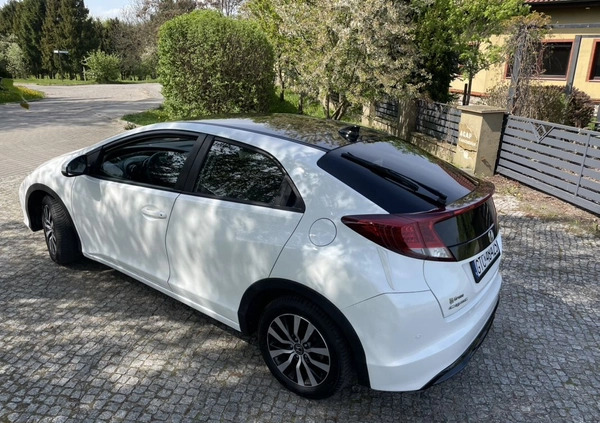 Honda Civic cena 39900 przebieg: 234000, rok produkcji 2015 z Tczew małe 704